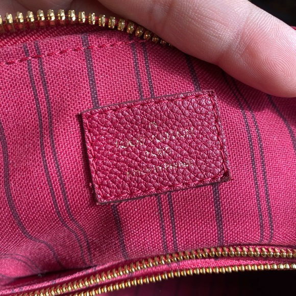 Louis Vuitton Lumineuse PM - Picture 3 of 16